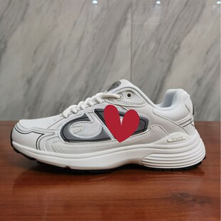 ����羳B30�\��ЬD�ҳ��ƴ�a��Ů�ܲ�ЬCD��ĸ��H�����e�ϵ�Ь