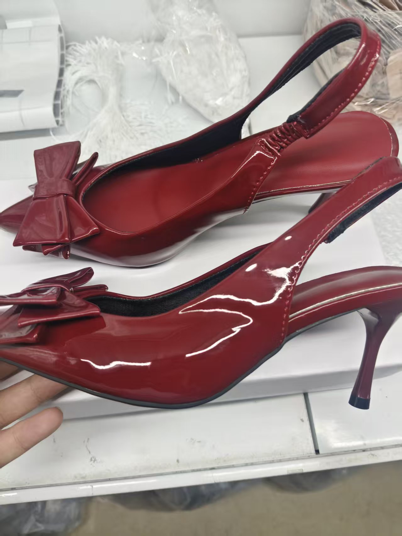 Sandalias de Tacón Alto en Punta para Mujer de Charol y PU con Adorno de Mariposa para Uso Diario image 6