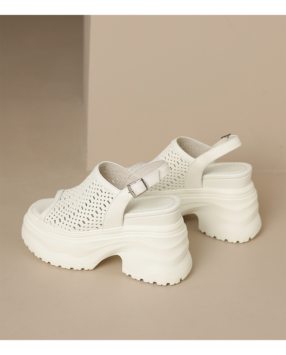 Sandal nữ tăng chiều cao 12cm đế xuồng đan kiểu La Mã hở mũi — Màu đen chi tiết 13