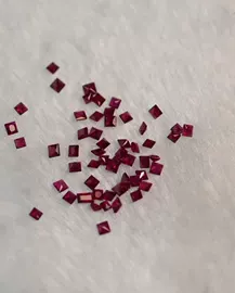 宝石工艺品;其他宝石饰品;饰品配件