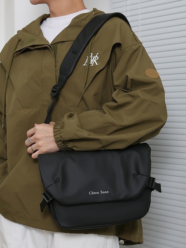 Bolso bandolera cruzado para hombre, estilo moderno, casual, funcional, versátil, a la moda, impermeable.
