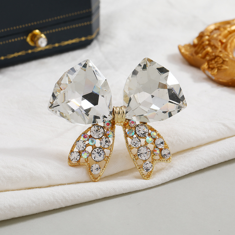 Retro Bow Knot Alloy Plating Artificial Rhinestones Women's Brooches display picture 3