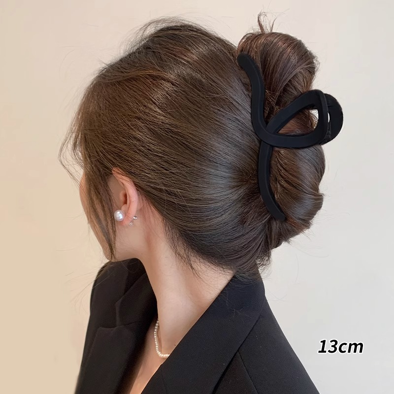 Gran tamaño de tiburón negro temperamento de alto grado agarrar clip de cabello de cabeza de mujer detrás de la cabeza de cabello de cabello de cabello de gran tamaño clip de cabello