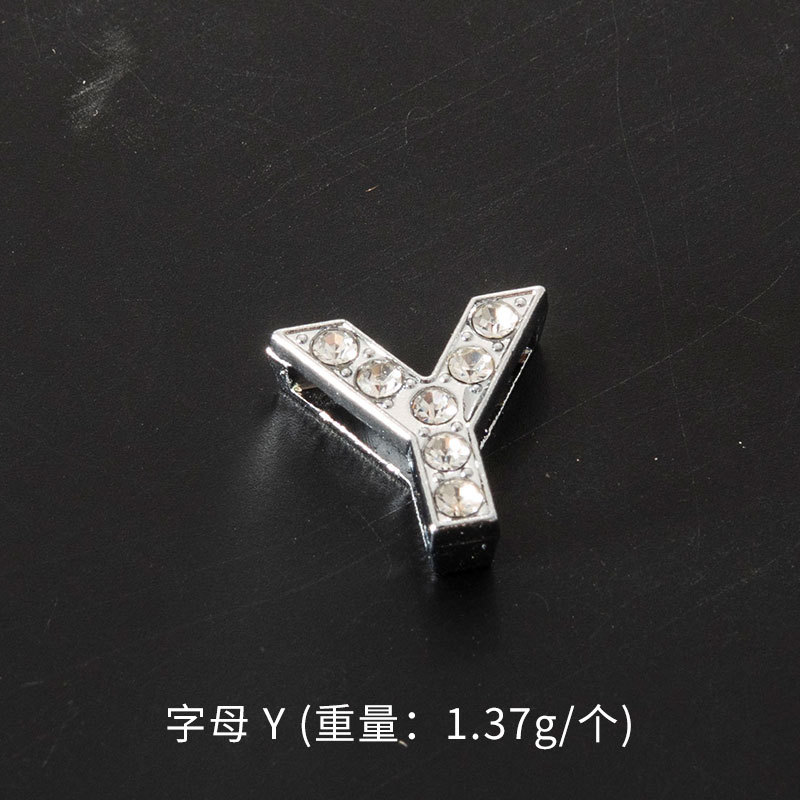 英語のアルファベットの数字の合金のネックレスのペンダントはダイヤモンドのブレスレットのペンダントのアイデアのアクセサリーの手作りのDIY材料を入れます。