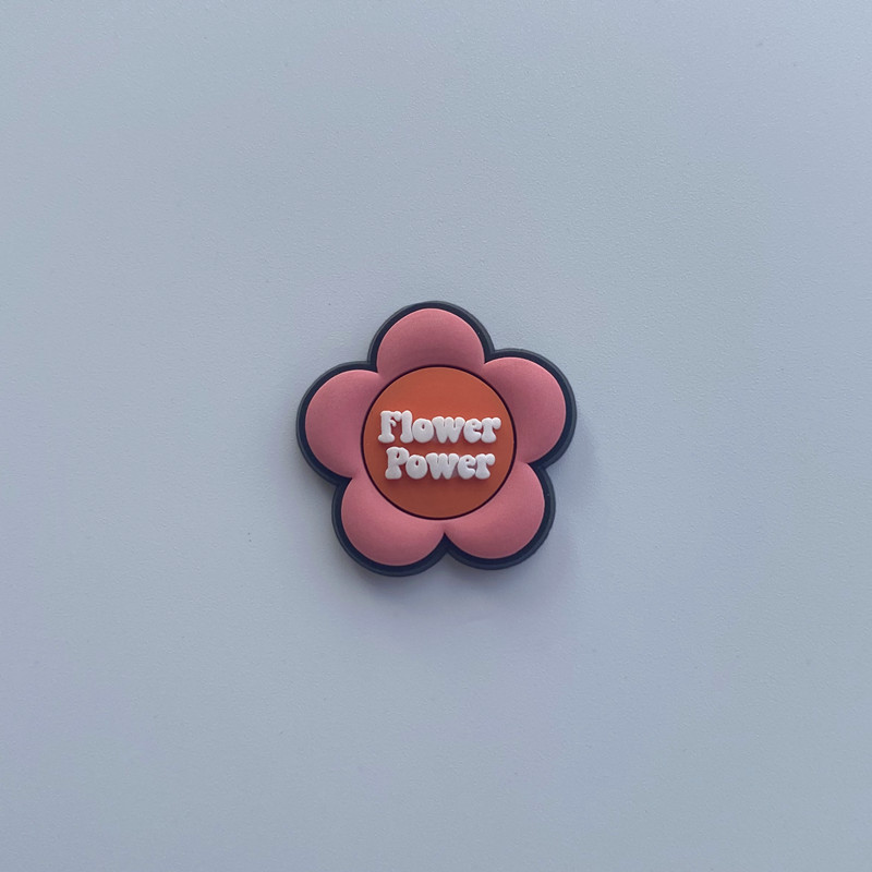 Amazon transfronteriza zapatos flor paz amor PVC de dibujos animados de goma suave agujero zapatos accesorios zapatos decoraciones accesorios en stock