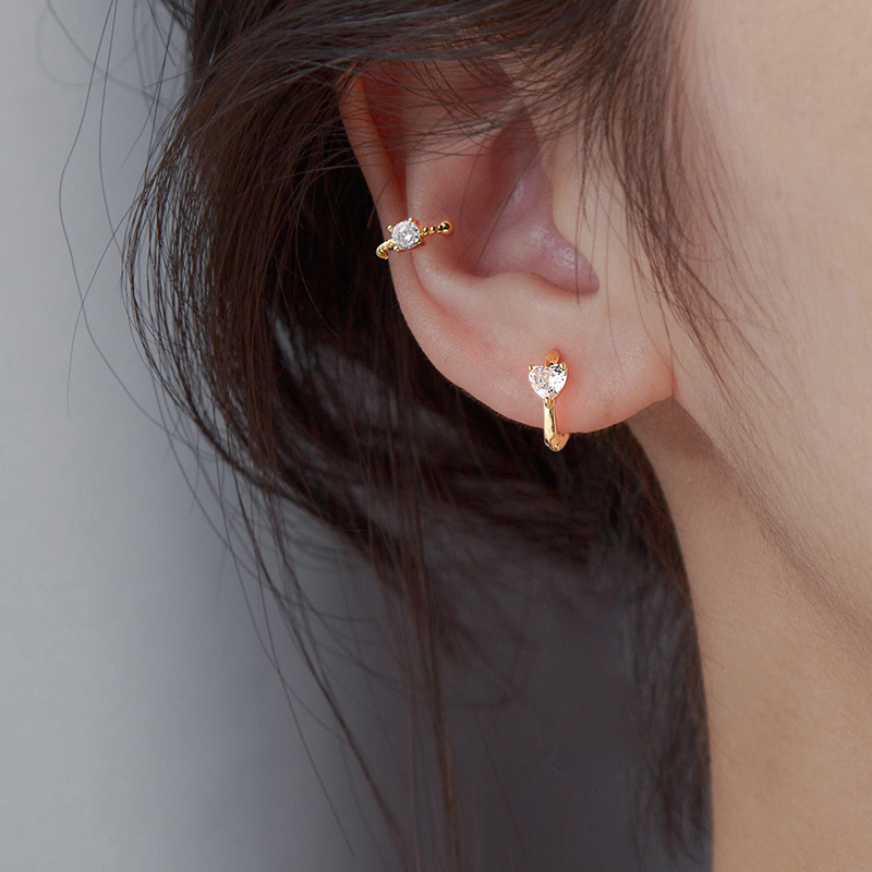 S925 plata esterlina amor Zircon pendientes ins simple aretes de aretes de aretes de viento frío nicho orejas mujeres