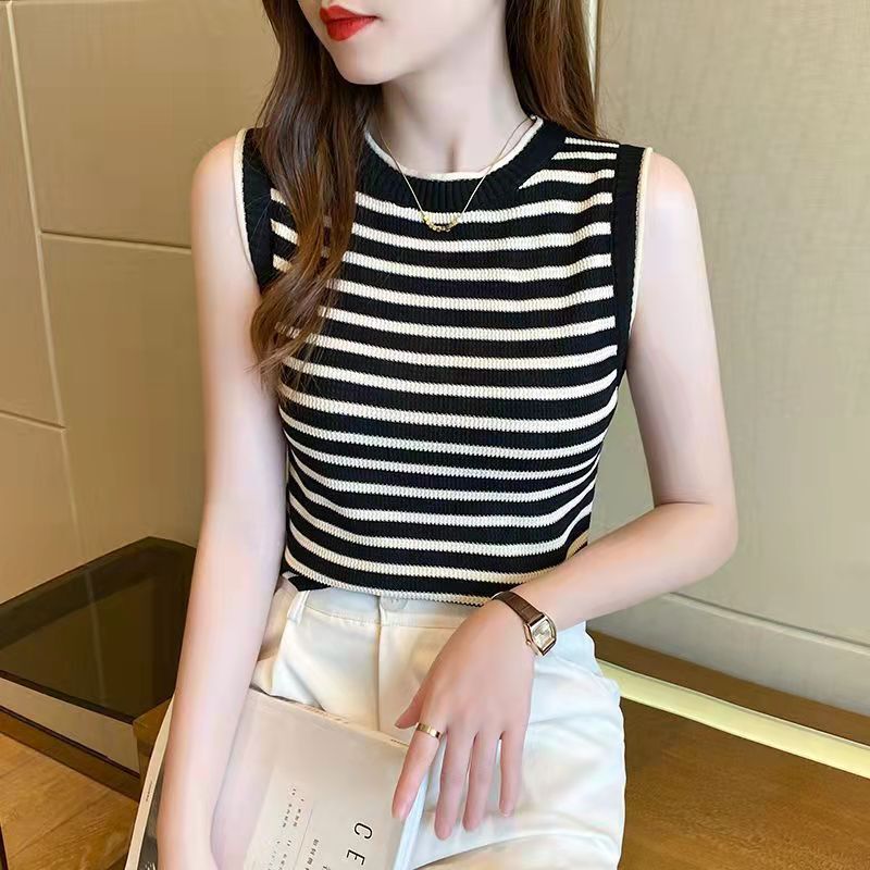 Retro striped round neck camisole women's summer design sense niche hot girl short chic sleeveless knitted top