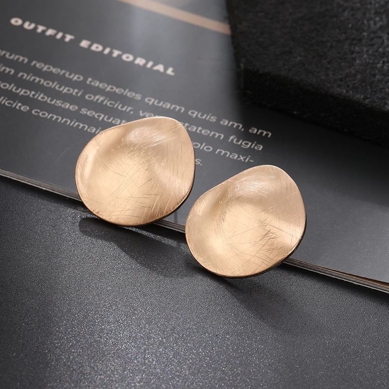 1 Pair Quantity Daily Occasion 1 Pair Fashion Solid Color Alloy Plating Women's Ear Studs