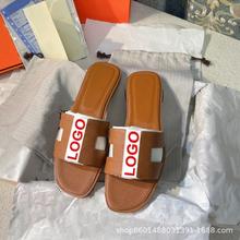 ��ЬŮ�⴩2025�¿��ļ��r�аٴ�ƽ����Ƥһ���ϾW�tɳ�����Λ�Ь