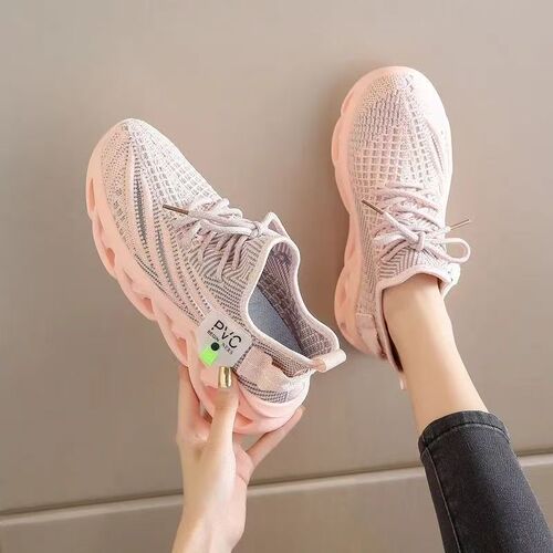 Women's shoes with thick soles and poop feeling coconut shoes. Women's breathable flying knitted sports running shoes breathable casual