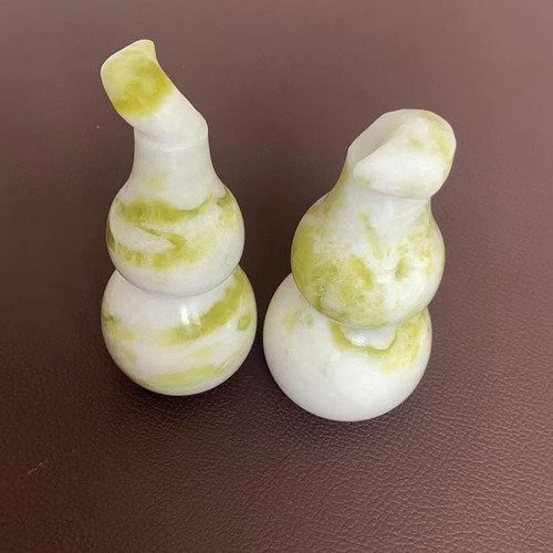 Xiuyu Jiacui gourd ornaments jade gourd furniture furnishings table corner ornaments jade crafts wholesale