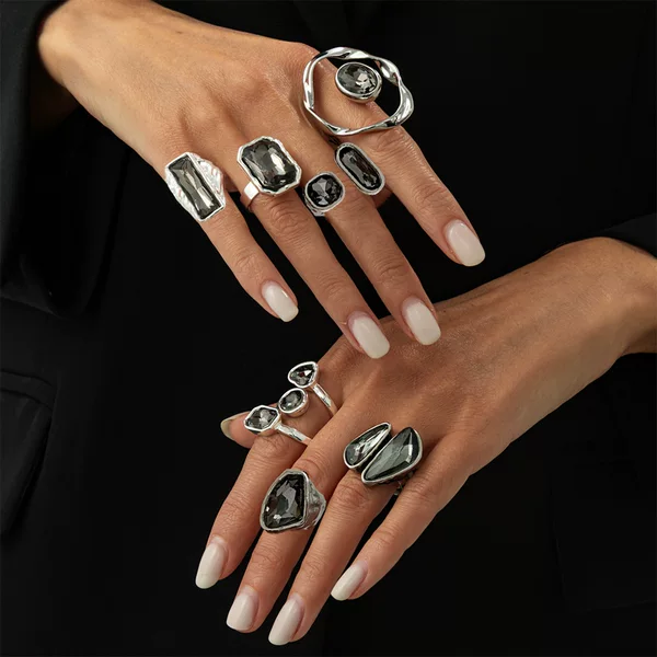 European and American Cross-Border Fashion Accessible Luxury Acrylic Diamond Ring Set Design Geometric Metal Square Ring Rings