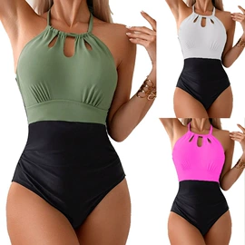 比基尼;连体泳衣;泳裤