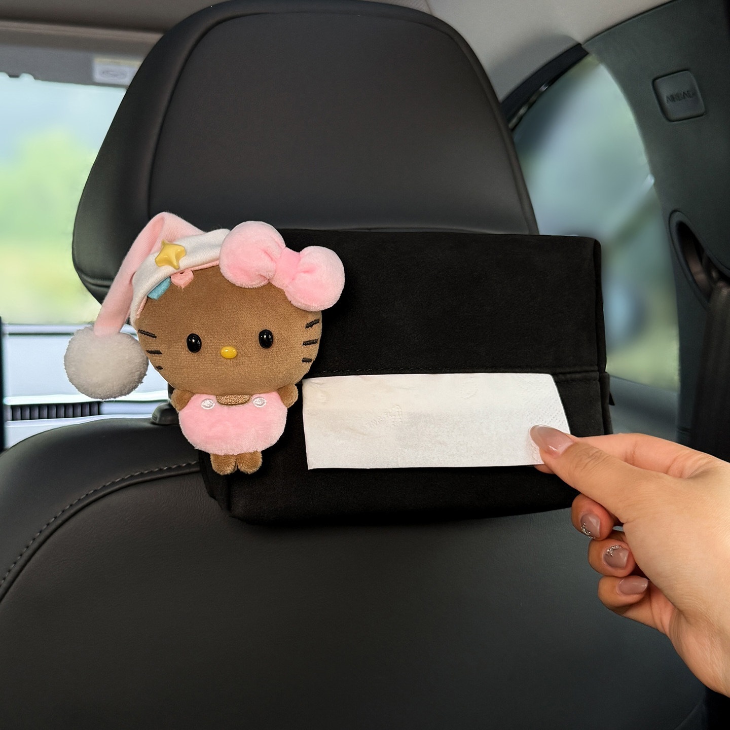 New Kitty car tissue box for the front and back seats, cute tissue hanging bag for the car interior for women