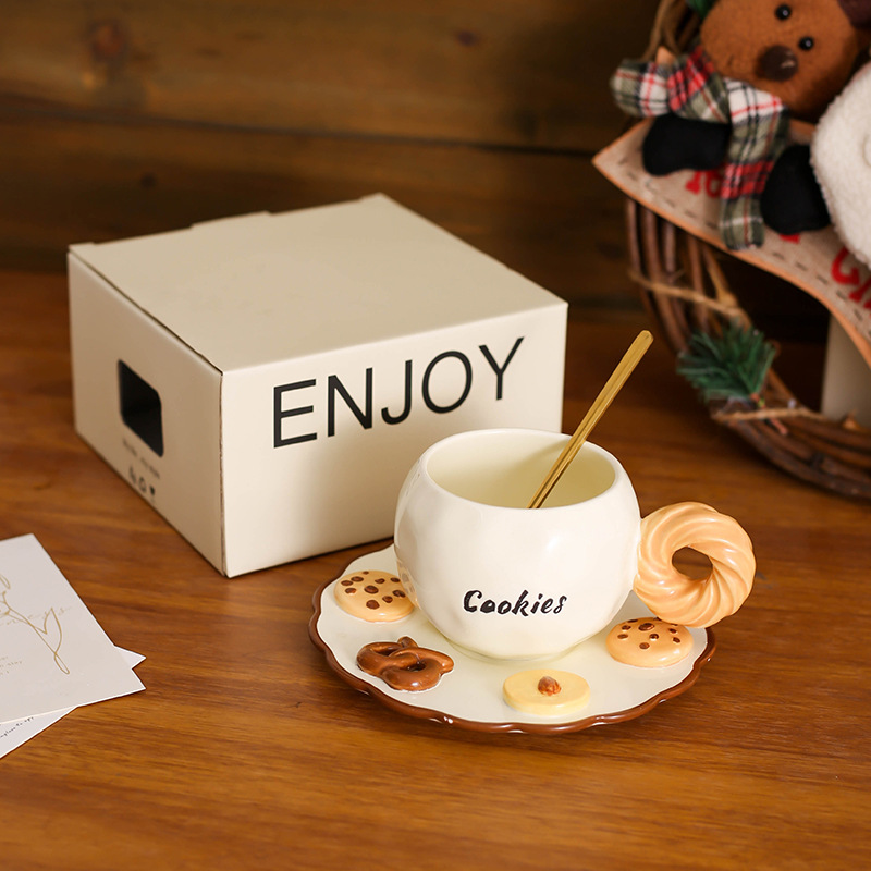 Nordecoins crema de cerámica taza de café plato de alta sensación de diseño creativo taza de café caja de regalo al por mayor