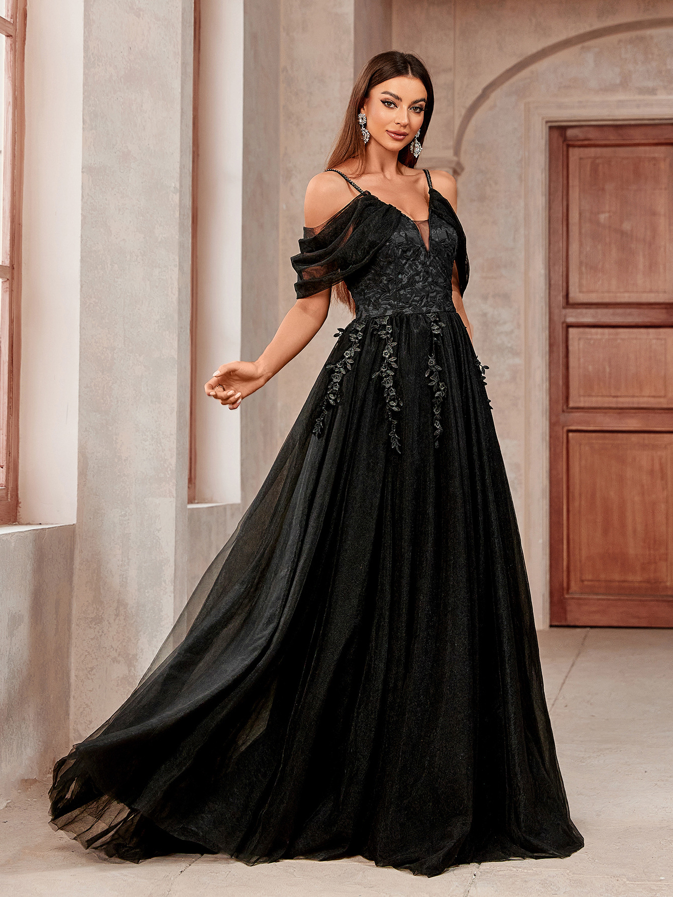 Vestido de talla grande, vestido de mujer de comercio exterior europeo y americano, vestido de novia elegante, vestido de novia con cuello en V image 7