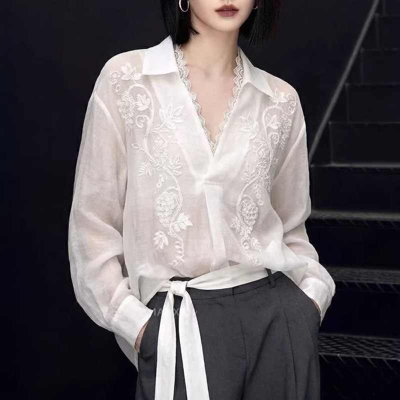 2026 Spring New White Embroidered Long Sleeve Shirt for Women, Commuter Style, Elegant Design, Tie-Up Slimming Lapel Top