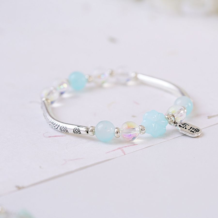thumbnail image 1 of Nuevo bosque creativo trébol de cuatro hojas pulsera estilo étnico femenino literatura y arte pequeño estudiante fresco moda pulsera joyería trébol de cuatro hojas D-azul claro uno, 1 of 2