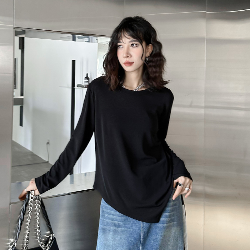 Primavera y otoño nueva suelta adelgazamiento de moda casual drapeado Camiseta asimétrica básica de cuello redondo de manga larga para mujer image 5
