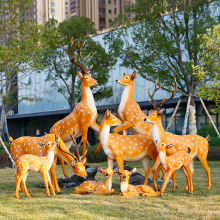 仿真梅花鹿摆件动物玻璃钢花园家居饰品公园田园庭院草坪雕塑模型