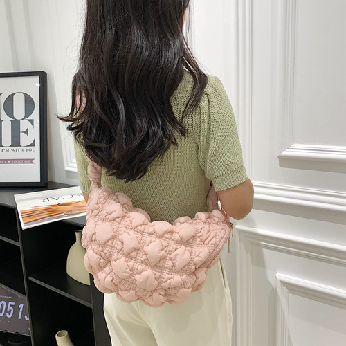 Small Korean pleated cloud bag, Instagram versatile bubble armpit bag, down cotton coat bag, single shoulder crossbody dumpling bag