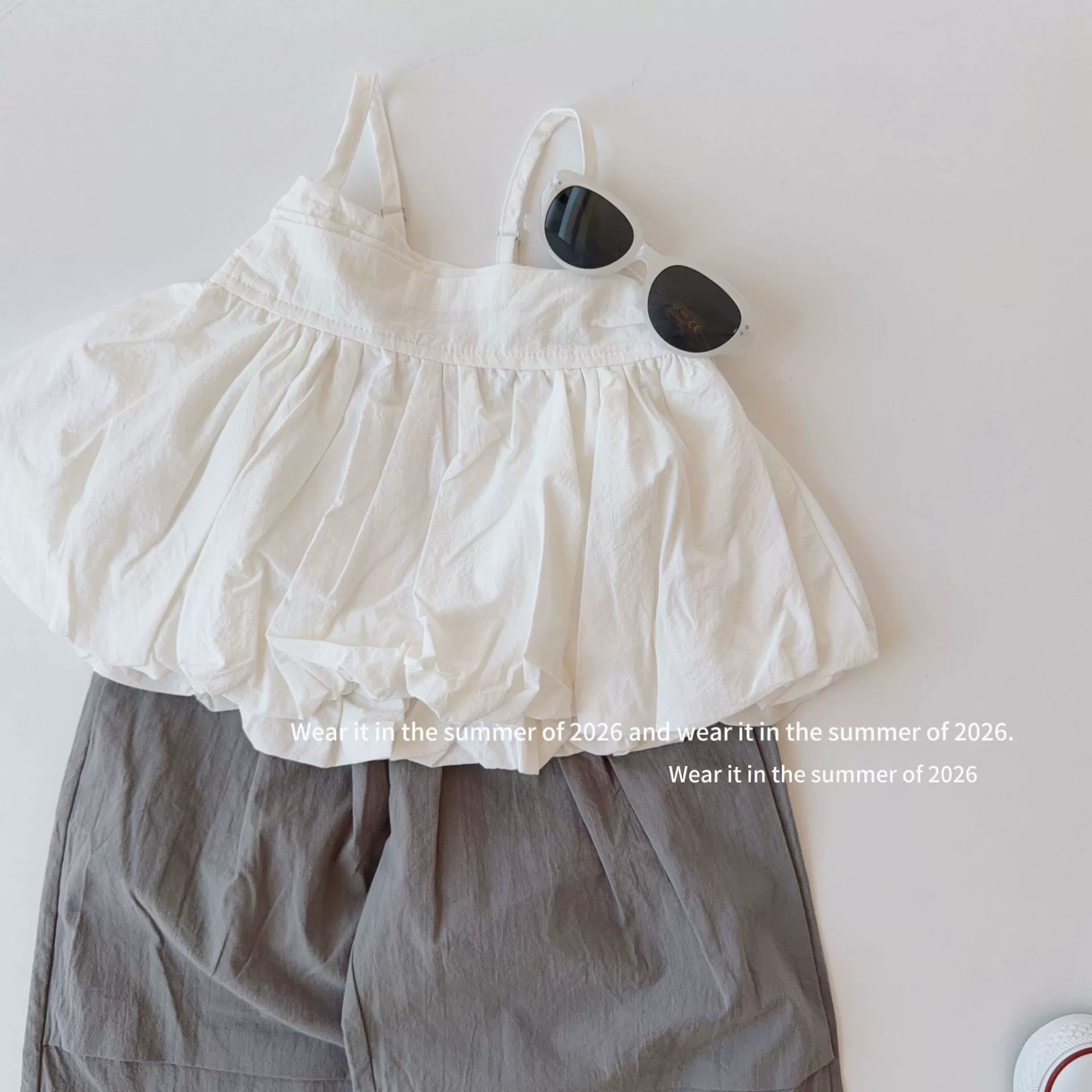 Летний комплект в корейском стиле oversize: топ и брюки, эффект лифта, разные росты