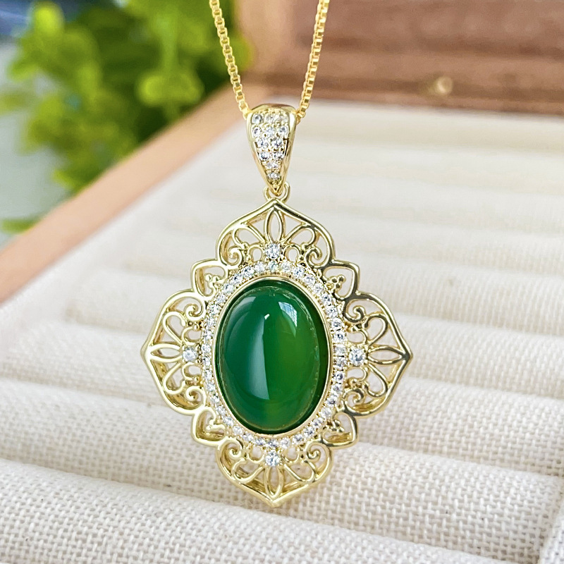 2024 nueva joyería Zhuang Shengsheng simulación europea paloma sangre corindón rojo calcedonia verde retro traje hueco principal 10*14