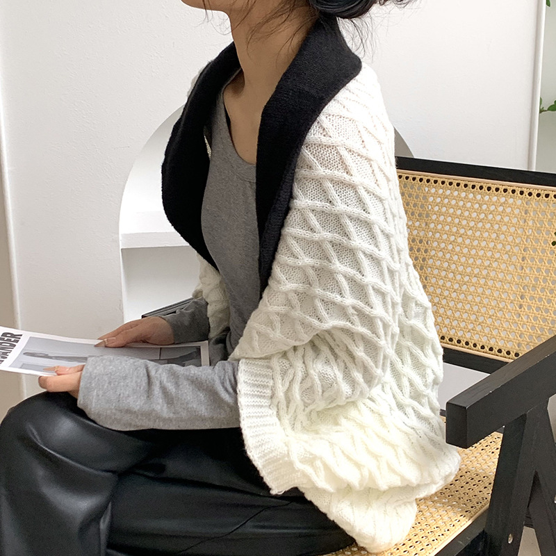 Chal de punto nuevo estilo estilo estilo estilo amplio exterior suelto estilo exterior exterior de alta calidad estilo estilo exterior de color exterior temperamento chaqueta cardigan