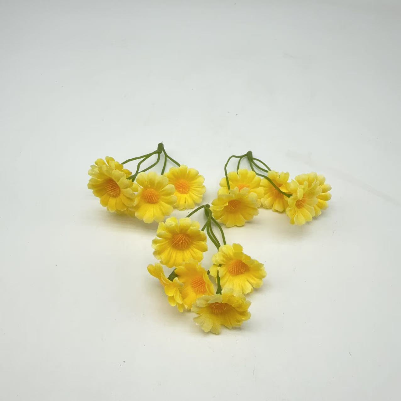 노란색