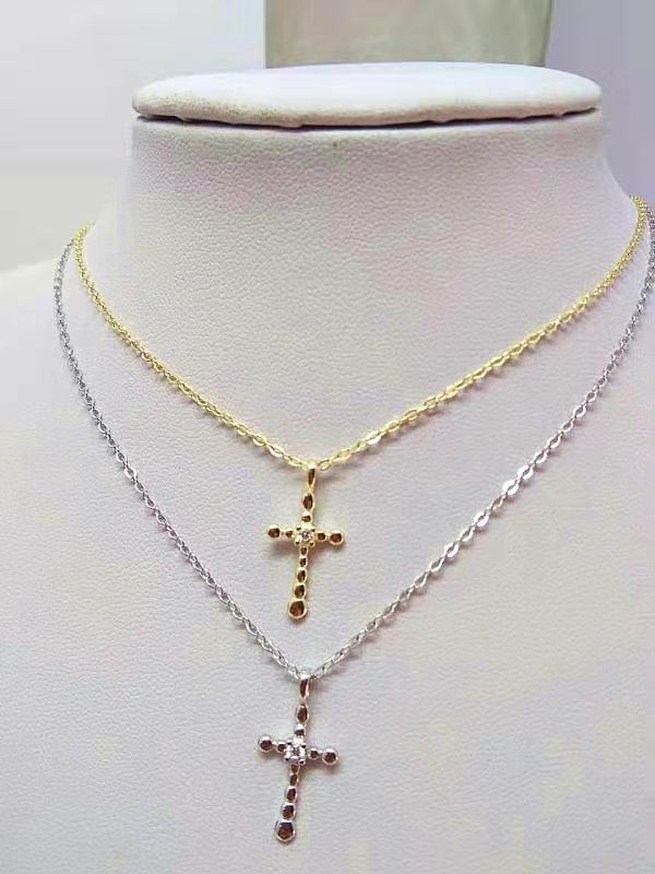 Fashionable elegant necklace