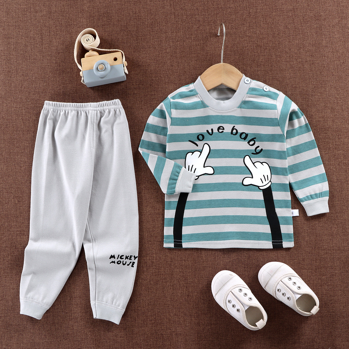 Cotton victory little hands