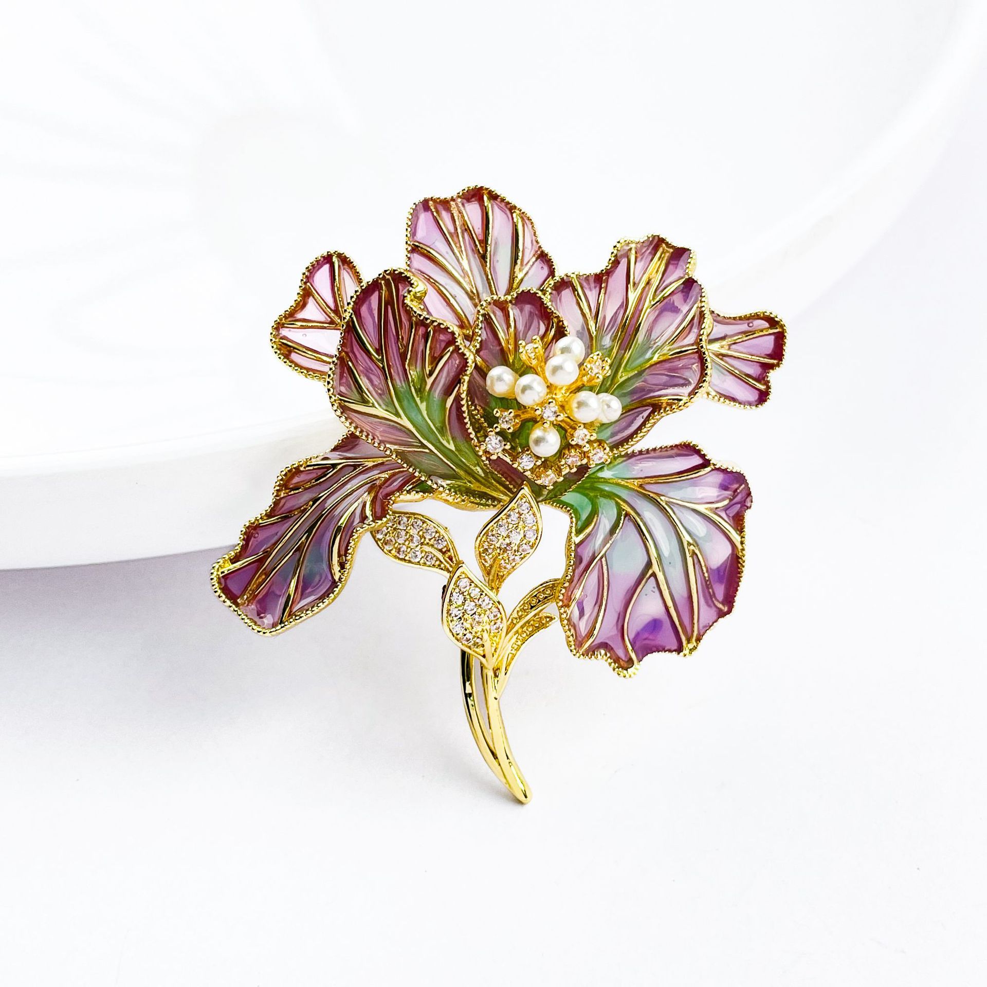 New Gradient Purple Enamel Peony Flower Brooch, Elegant and Stylish, Chinese Style Coat, Hanfu, Cheongsam Accessory Brooch