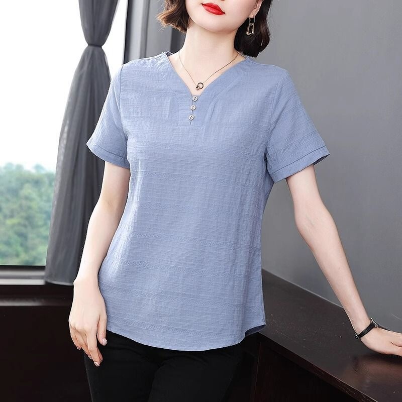 New Style Summer Cotton Short-Sleeve Shirt for Moms, Loose Fit, Plus Size, V-Neck, Stylish Solid Color Blouse for Middle-Aged and Elderly Women New Style Summer Cotton Short-Sleeve Shirt for Moms, Loose Fit, Plus Size, V-Neck, Stylish Solid Color Blouse for Middle-Aged and Elderly Women