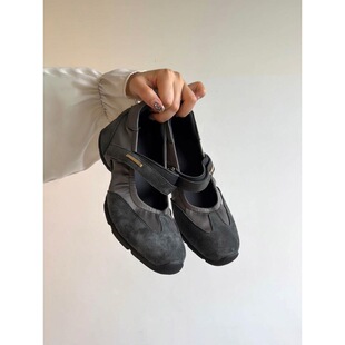 ��Ƥ��~�߼���5cm�����߬�����ЬŮ��ʽħ�g�N�\�ڰٴ����e��Ь