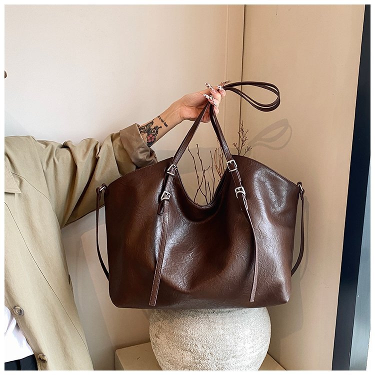 Fashionable Large Capacity Single Shoulder Crossbody Tote Bag_voghion.com
