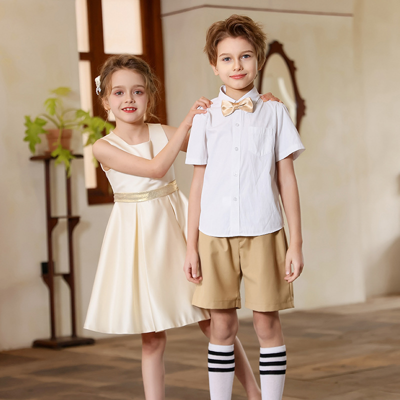 Traje de interpretación de coro para niños Nuevo estilo de actuación de la temporada de graduación de jardín de infantes Vestido de recitación de poesía de escuela primaria y secundaria