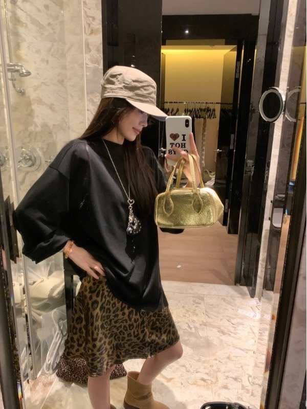 大码微胖时尚套装女秋季胖MM显瘦慵懒风长袖T恤豹纹半身裙两件套|undefined
