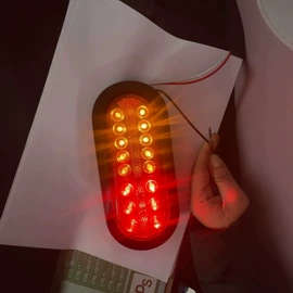 尾灯;其他车灯;刹车灯