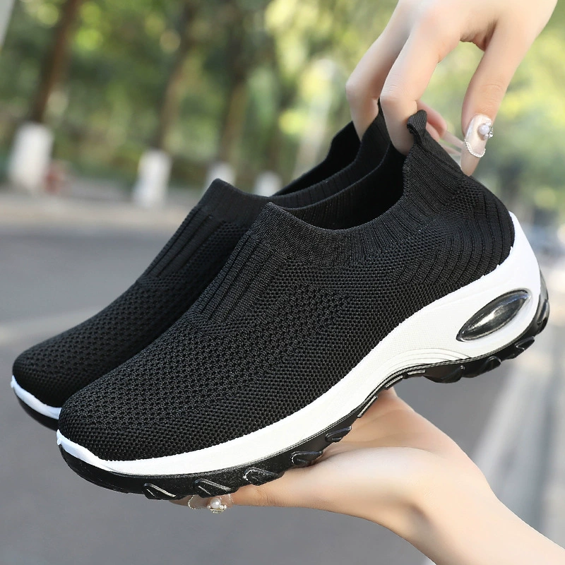 Женские кроссовки из сетчатого материала для путешествий, новинка 2025 года, весенне-летние дышащие повседневные туфли, легкие слипоны для женщин