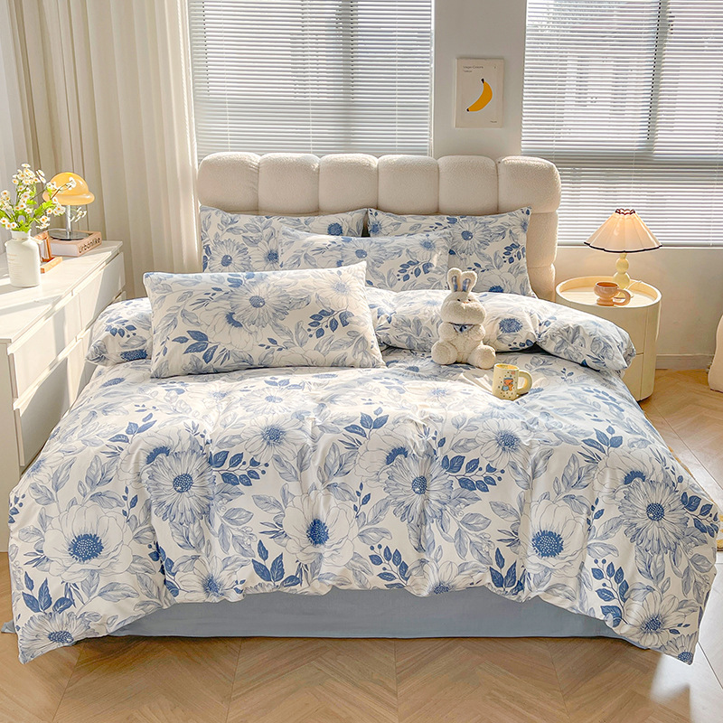 Cuerpo de algodón de cuatro piezas de amor, cama de cama, cama de cama, dormitorio de estudiantes, ropa de cama de tres piezas.