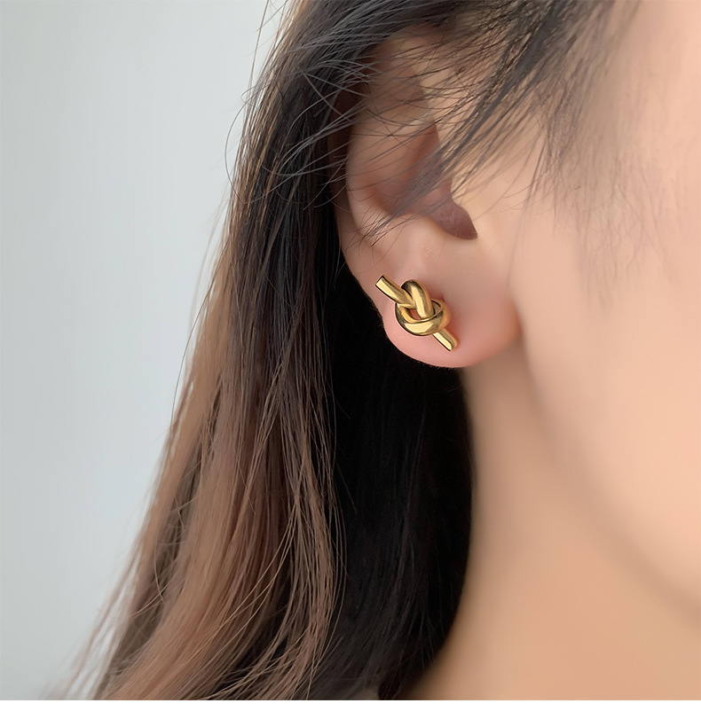 Daily Occasion 1 Pair Fashion Knot Titanium Steel Plating Ear Studs