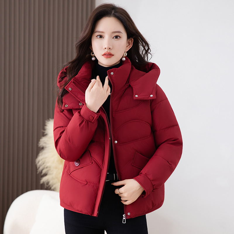 Invierno nuevo abrigo de algodón de pluma para mujeres corto grueso abrigo caliente abrigo de algodón de invierno de gran tamaño moda delgada tendencia extranjera