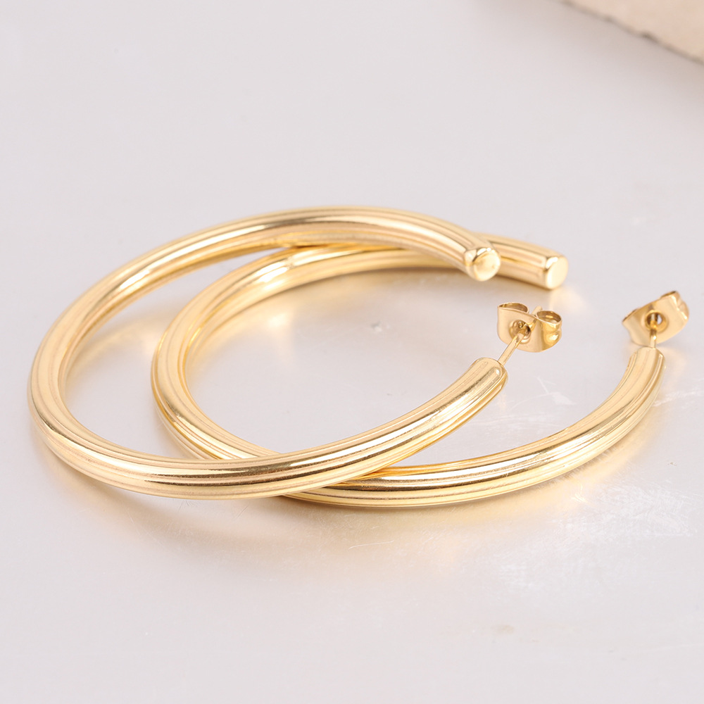 Holiday Occasion 1 Pair Simple Style Solid Color Plating Metal Gold Plated Earrings