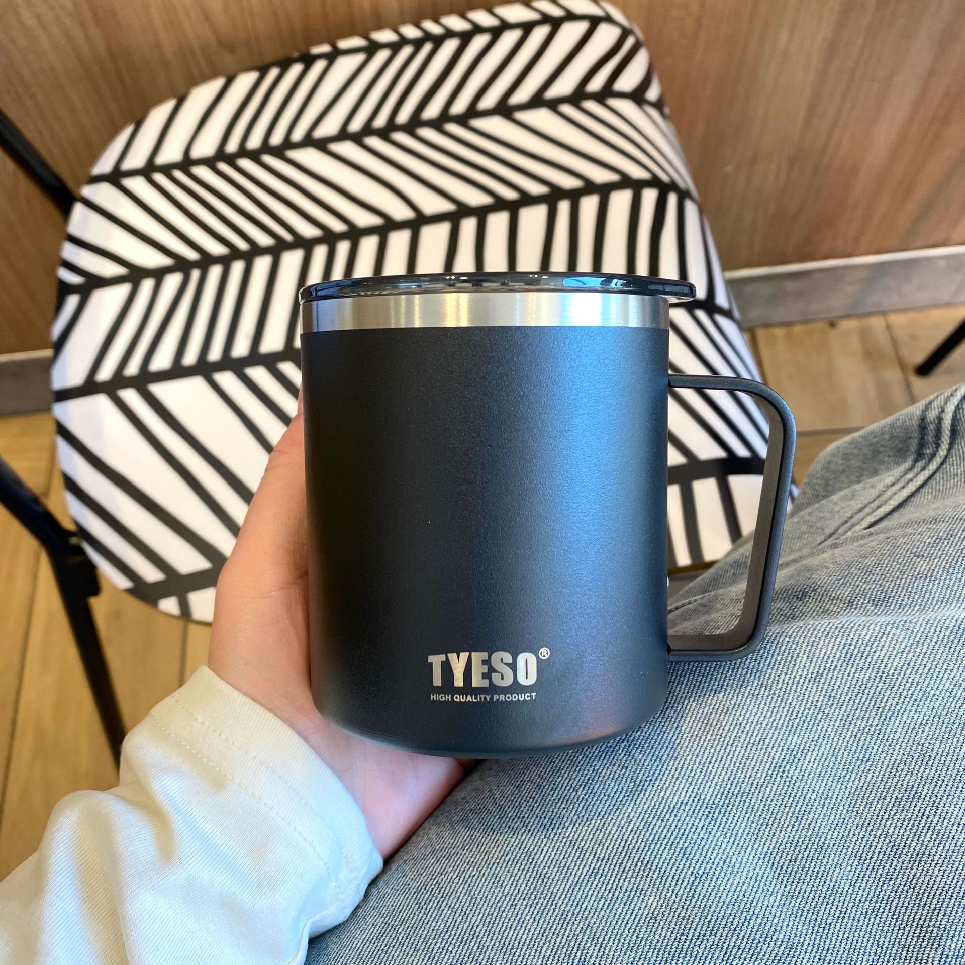 Taza de vacío de acero inoxidable con mango