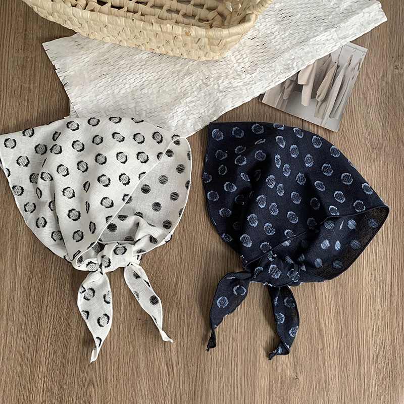 Bufanda de seda de lunares grandes, pañuelo en la cabeza, nuevo temperamento fresco, bufanda triangular multifuncional versátil, bufanda, bufanda femenina, cintura, cortina de pedos
