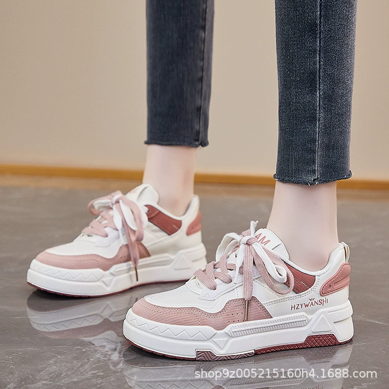 Белые женские кроссовки 2025, новые весенние, в корейском стиле, универсальные, нишевые, на толстой подошве, повседневные, для студенток.