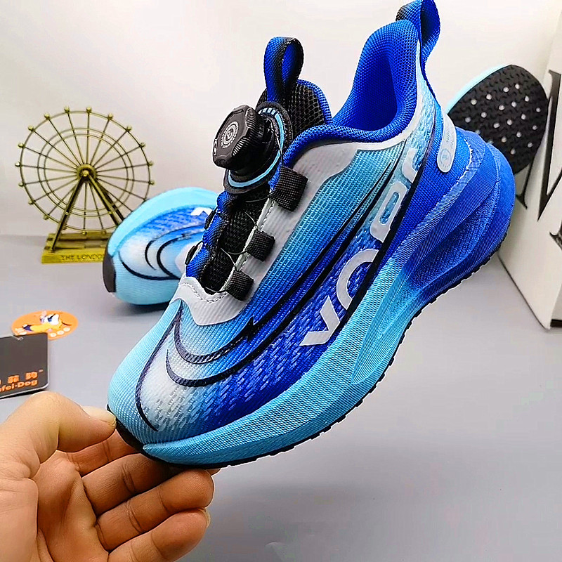 2025 zapatos para niños zapatos de cuero nuevos para hombres 8-12 años transpirables y resistentes al desgaste tendencia deportes zapatos casuales hombres y mujeres retro nicho