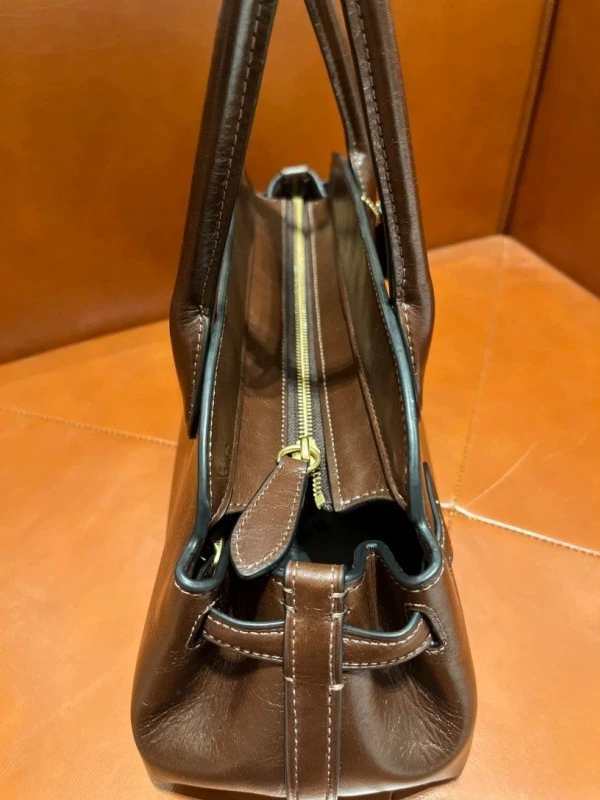 Сумка 25Empire Carryall 34 — багет-плечевая (подмышечная), вместительный бостон-тоут