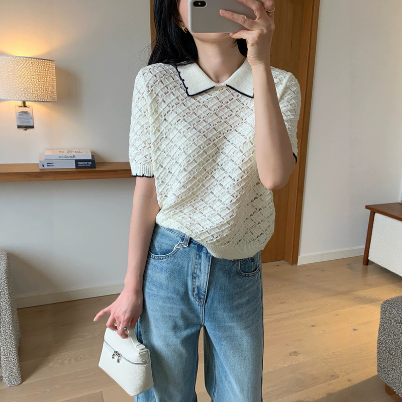 Gentle and Delicate~ Color-Blocked Lapel with Hollow-Out Crochet Design, Youthful and Stylish Cotton Short-Sleeve Knit Top for Work Gentle and Delicate~ Color-Blocked Lapel with Hollow-Out Crochet Design, Youthful and Stylish Cotton Short-Sleeve Knit Top for Work