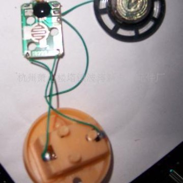 IC 130*93707726杭波涛新电子元件厂 供音乐IC芯片--芭比娃娃曲名